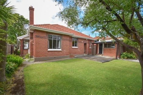 Photo of property in 221 Musselburgh Rise, Andersons Bay, Dunedin, 9013
