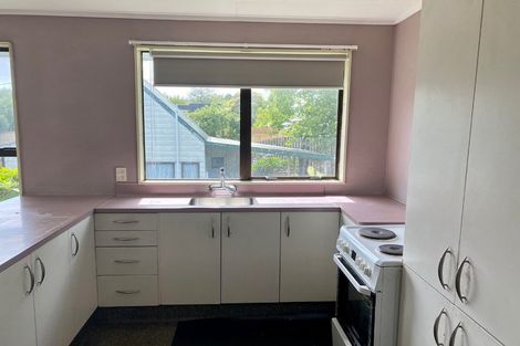 Photo of property in 727 Swanson Road, Swanson, Auckland, 0612
