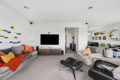 Photo of property in 72 Mortimer Terrace, Brooklyn, Wellington, 6021