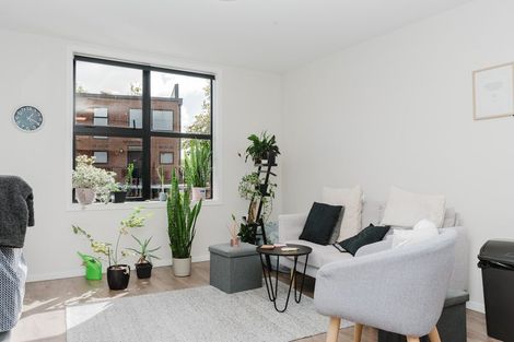 Photo of property in 104/4 Village Quarter Lane, Frankton, Hamilton, 3204