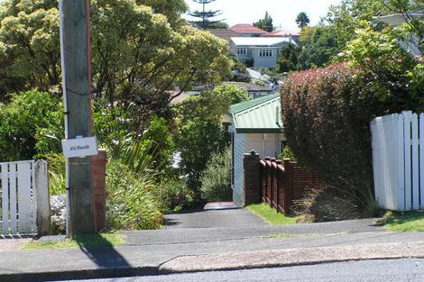 Photo of property in 1/9 Rodney Road, Northcote Point, Auckland, 0627