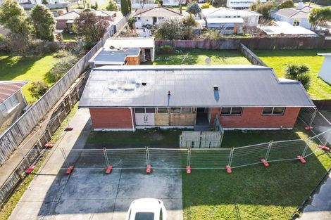 Photo of property in 38 Stillwater Place, Westbrook, Palmerston North, 4412