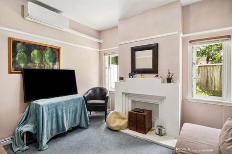Photo of property in Hobson Flats, 1u2 Hobson Street, Pipitea, Wellington, 6011