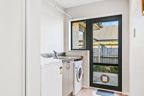 Photo of property in 17 Hampstead Close, Rangiora, 7400