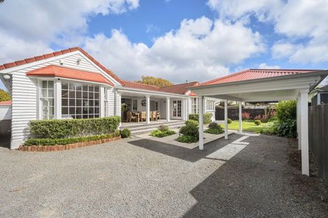 Photo of property in 340 Fergusson Drive, Heretaunga, Upper Hutt, 5018