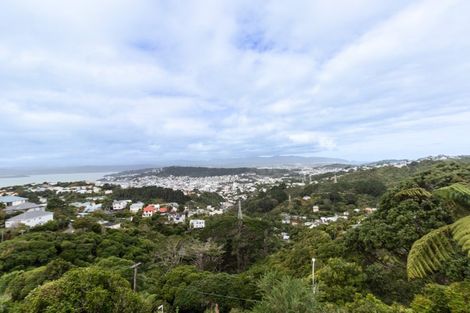 Photo of property in 32 Highbury Road, Highbury, Wellington, 6012