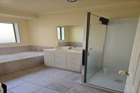 Photo of property in 28 Discovery Drive, Flagstaff, Hamilton, 3210