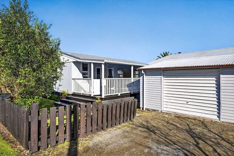 Photo of property in 5 Kara Street, Outer Kaiti, Gisborne, 4010