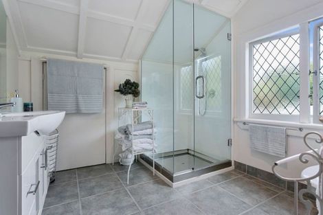 Photo of property in 92 Hall Street, Cambridge, 3434