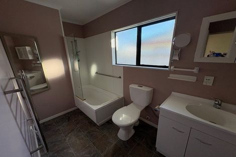 Photo of property in 103 Winchester Street, Levin, 5510