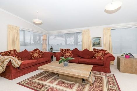 Photo of property in 26 Highgrove Drive, Grandview Heights, Hamilton, 3200