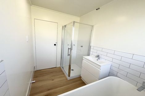 Photo of property in 87 Keegan Drive, Massey, Auckland, 0614