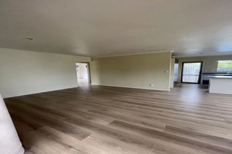 Photo of property in 6 Marlene Avenue, Te Atatu South, Auckland, 0610