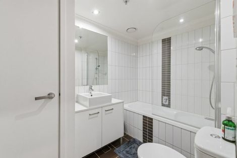 Photo of property in 277 Maunganui Road, Mount Maunganui, 3116