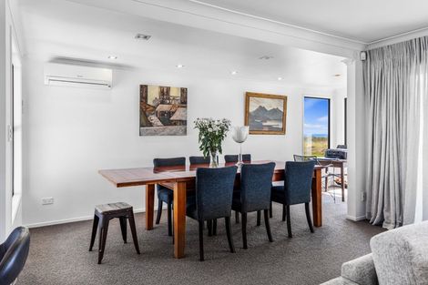 Photo of property in 820a Papamoa Beach Road, Papamoa Beach, Papamoa, 3118