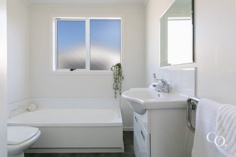 Photo of property in 72 Douglas Mclean Avenue, Marewa, Napier, 4110