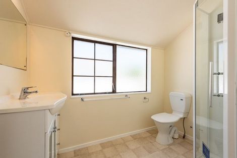 Photo of property in 5/136 Karori Road, Karori, Wellington, 6012