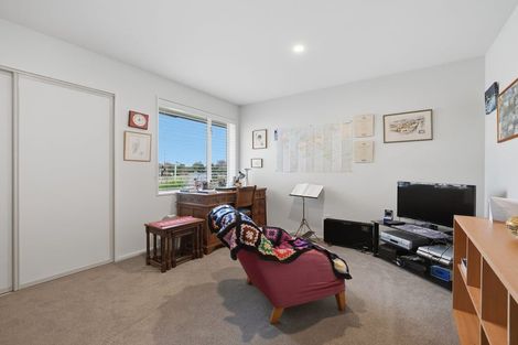 Photo of property in 4 Devon Crescent, Darfield, 7510