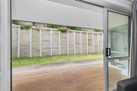 Photo of property in 50u3 Banbury Crescent, Fairfield, Hamilton, 3214
