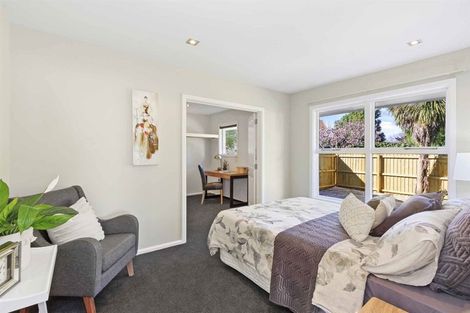 Photo of property in 4 Farnham Place, Ilam, Christchurch, 8041