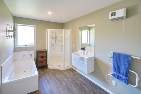 Photo of property in 8a Roscoe Street, Saint Martins, Christchurch, 8022