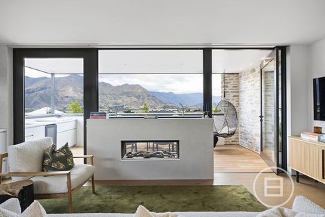 Photo of property in 34 Minaret Ridge, Wanaka, 9305