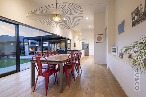 Photo of property in 28 Pohutukawa Parade, Riverhead, 0820