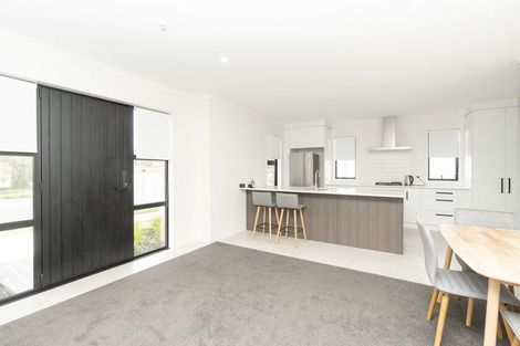 Photo of property in 15u6 Glen Lynne Avenue, Queenwood, Hamilton, 3210