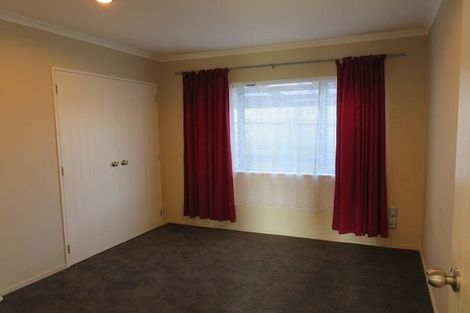 Photo of property in 12 Bonny Crescent, Massey, Auckland, 0614