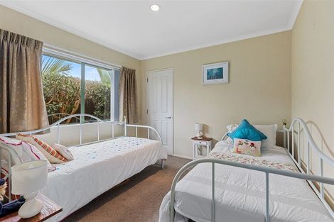Photo of property in 34 Santa Monica Drive, Papamoa Beach, Papamoa, 3118