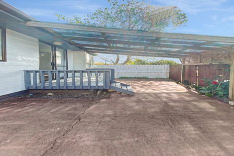 Photo of property in 18 Glen Close, Glen Eden, Auckland, 0602