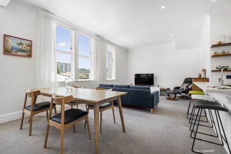 Photo of property in The Villas, 33u9 Hobson Street, Thorndon, Wellington, 6011