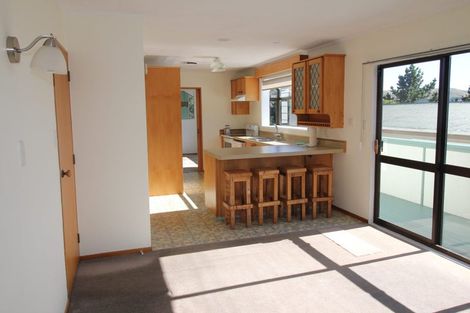 Photo of property in 21 Glen Alton Avenue, Paparangi, Wellington, 6037