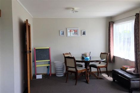 Photo of property in 27 Albert Street, Palmerston North, 4414