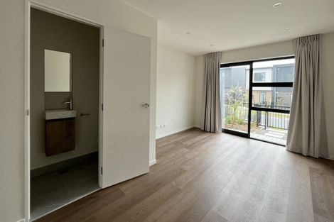 Photo of property in 15 Jabuka Street, Glen Eden, Auckland, 0602