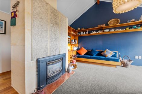 Photo of property in 16 Solway Street, Holmes Hill, Oamaru, 9401