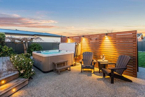 Photo of property in 18 Thames Street, Mosgiel, 9024
