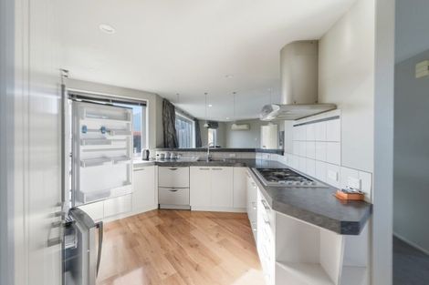 Photo of property in 6 Burbank Drive, Aidanfield, Christchurch, 8025