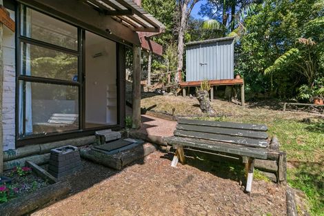 Photo of property in 37 Autumn Avenue, Glen Eden, Auckland, 0602