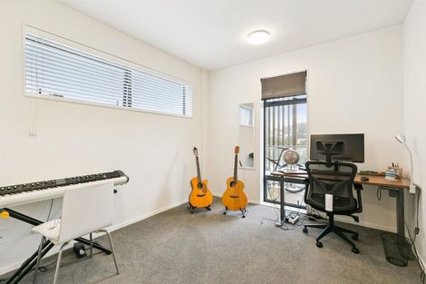Photo of property in 4/65 Tiketike Way, Brooklyn, Wellington, 6021