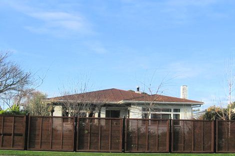 Photo of property in 809 Saint Aubyn Street West, Saint Leonards, Hastings, 4120
