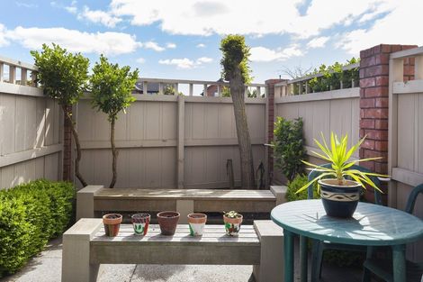 Photo of property in 18 Henley Green, Northwood, Christchurch, 8051