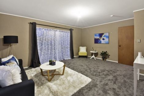 Photo of property in 2/22 Franklin Avenue, Papatoetoe, Auckland, 2024