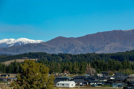 Photo of property in 33 Tomtit Crescent, Lake Hawea, 9382