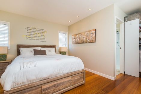 Photo of property in 5 Mural Place, Greenhithe, Auckland, 0632