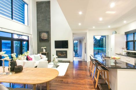 Photo of property in 16 Appleby Road, Albany, Auckland, 0632