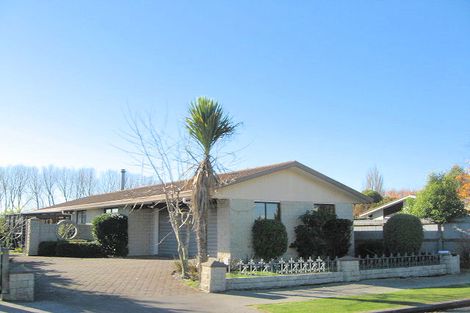 Photo of property in 2 Shannon Place, Belfast, Christchurch, 8051