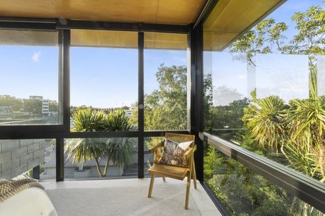 Photo of property in 30b Thackeray Street, Hamilton Lake, Hamilton, 3204