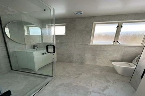 Photo of property in 981 East Coast Road, Redvale, Auckland, 0794