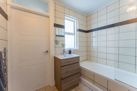 Photo of property in 60 Evans Street, Maori Hill, Timaru, 7910